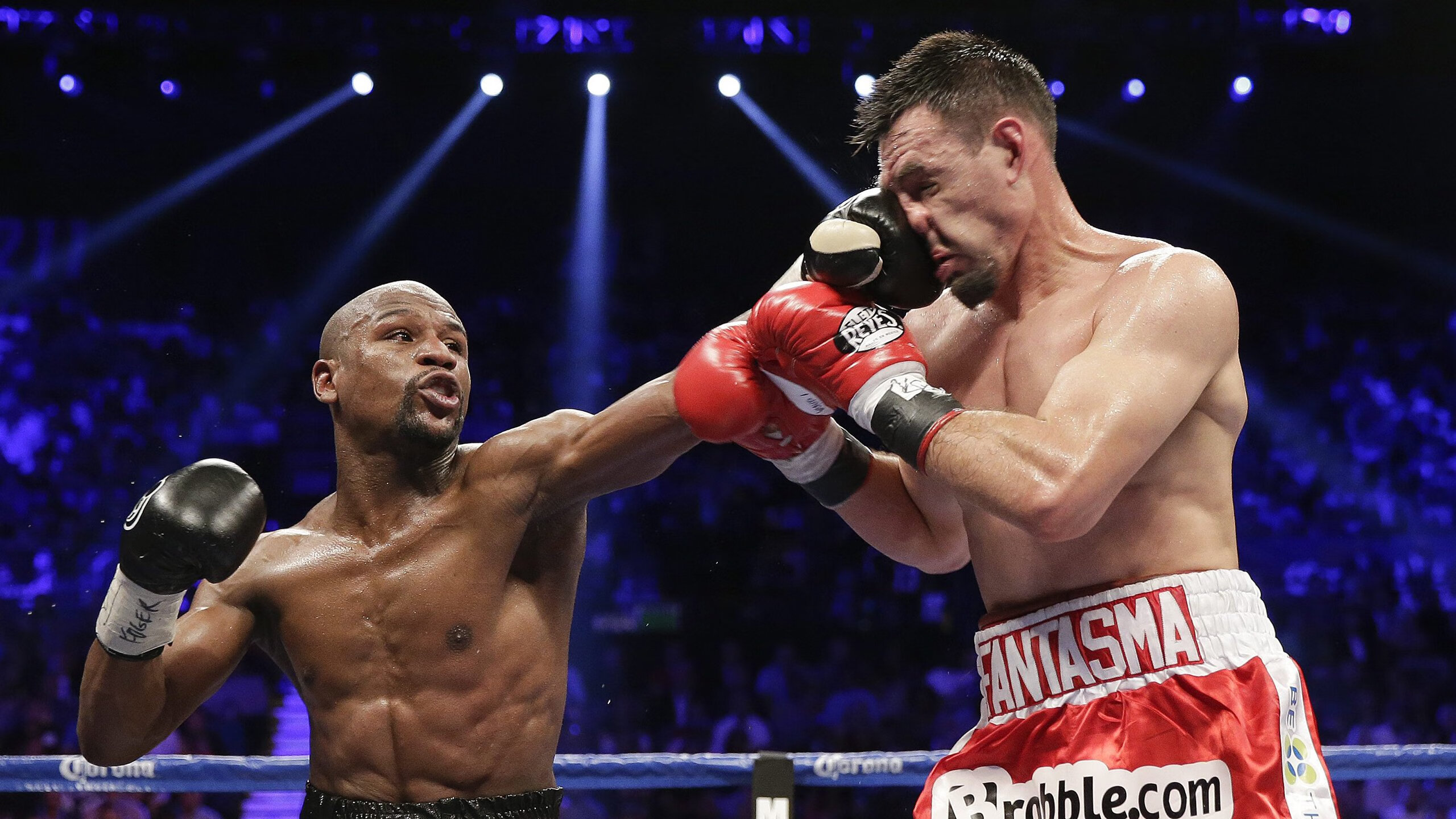 赛道与绿茵的跨界交响，当利物浦之火点燃F1极地狂想