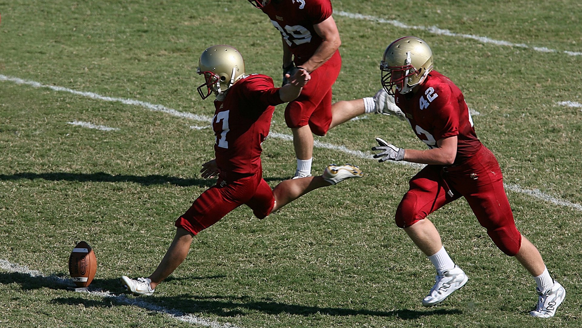 蓝月陨落，星月耀欧，土耳其铁骑踏平那不勒斯，哈弗茨以关键先生之名书写欧冠唯一神迹